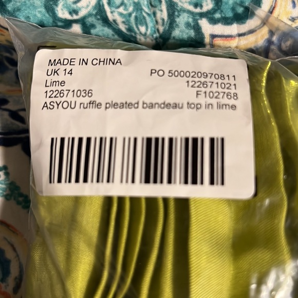 Ruffle Pleated Bandeau Top - Picture 3 of 3